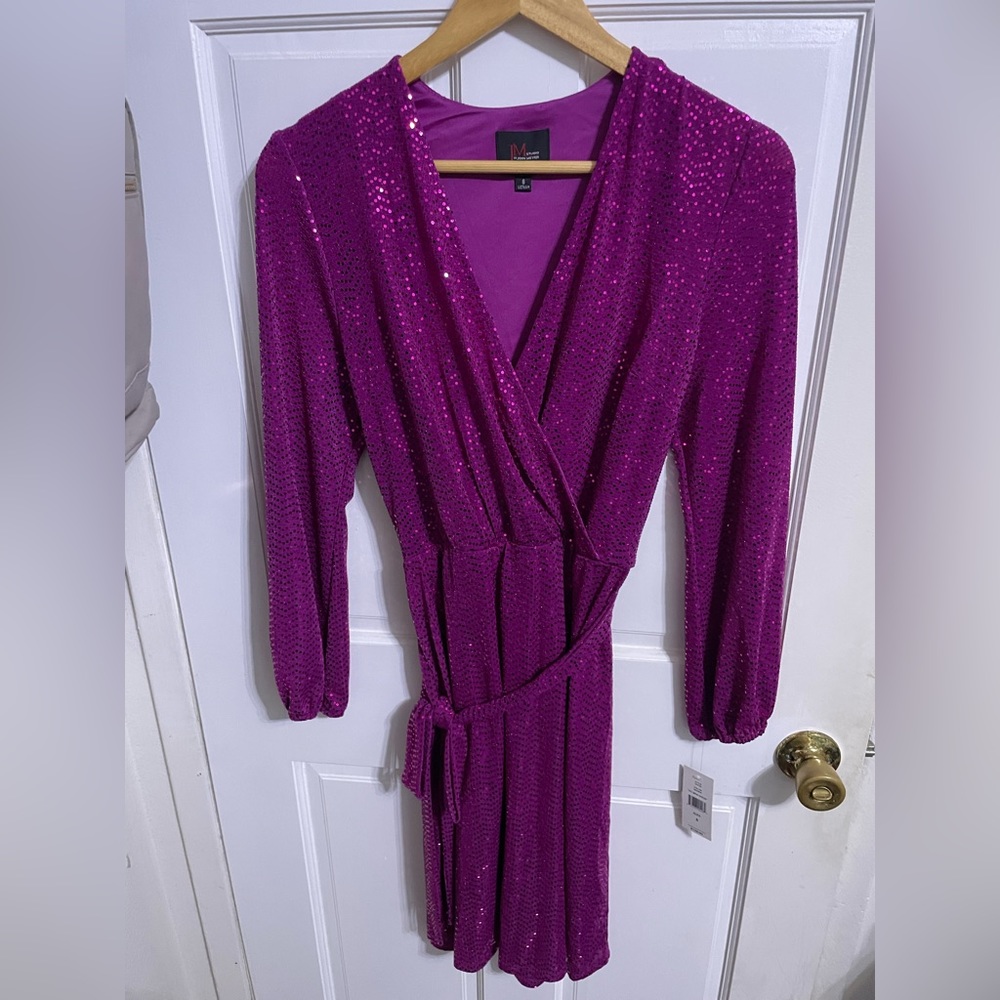 NWT JM Studio by John Meyer Long Sleeve Magenta Sequin Dress